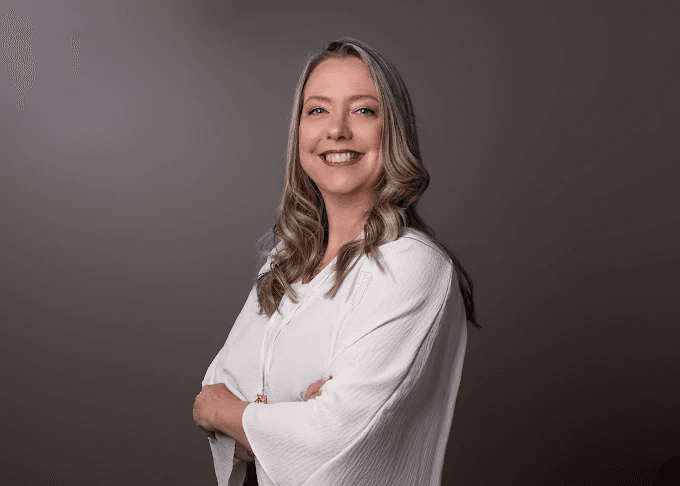 Sinara Cappelatti, psicóloga